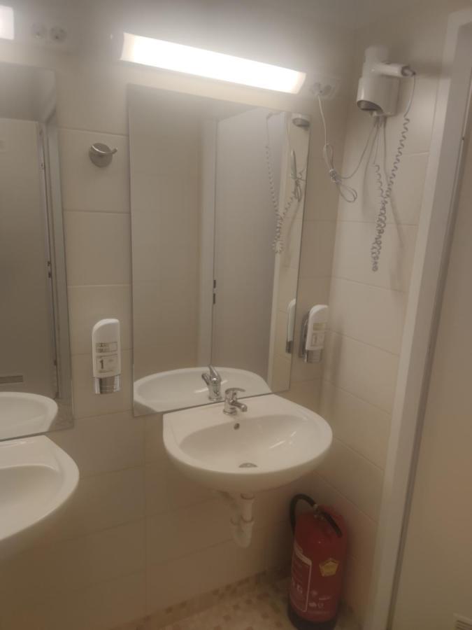 Ch-Hostel Βιέννη Εξωτερικό φωτογραφία