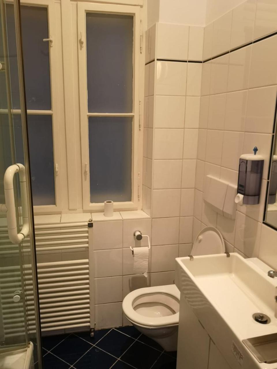 Ch-Hostel Βιέννη Εξωτερικό φωτογραφία